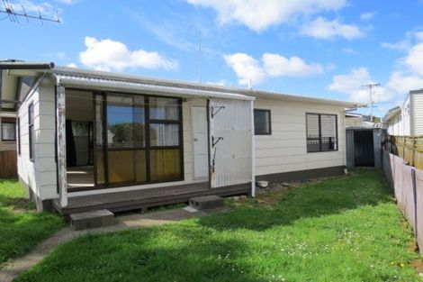 Photo of property in 19 Karamu Street, Strandon, New Plymouth, 4312