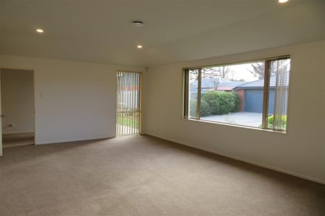 Photo of property in 2 Piper Lane, Beckenham, Christchurch, 8023