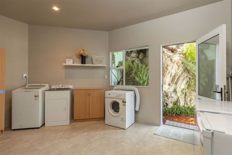 Photo of property in 2 Marina View, Waikawa, Picton, 7281