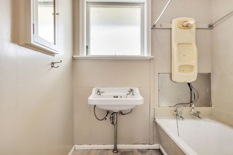 Photo of property in 8 Kauri Street, Taradale, Napier, 4112