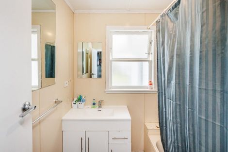 Photo of property in 582 Pioneer Highway, Highbury, Palmerston North, 4412