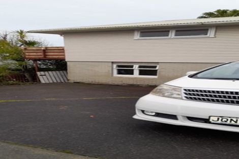 Photo of property in 77 Royal Road, Massey, Auckland, 0614