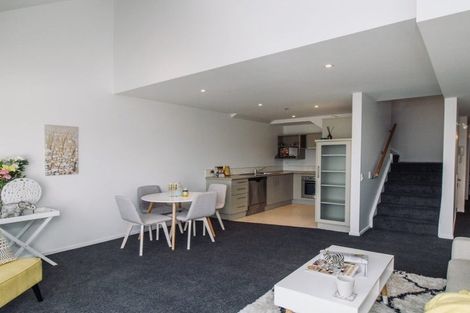 Photo of property in Coromandel Heights, 3/111 Coromandel Street, Newtown, Wellington, 6021