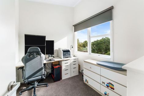 Photo of property in 13a John Road, Stanmore Bay, Whangaparaoa, 0932