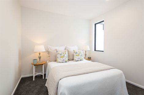 Photo of property in 10 Bishop Street, Green Bay, Auckland, 0604