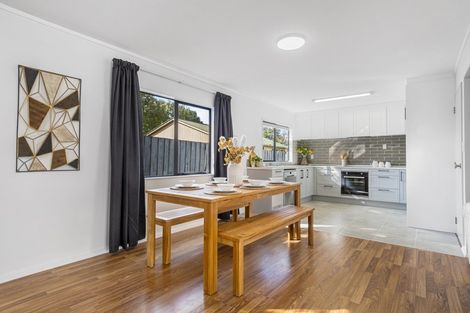 Photo of property in 5b James Cook Drive, Welcome Bay, Tauranga, 3112