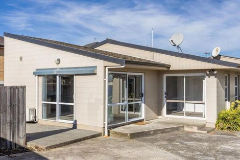 Photo of property in 1/18 George Street, Riccarton, Christchurch, 8041