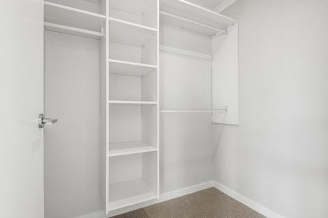 Photo of property in 30 Te Aniwaniwa Terrace, Albany, 0632