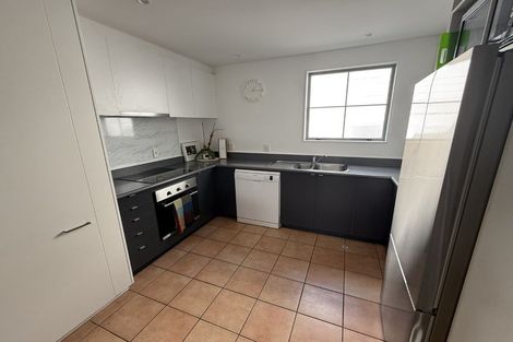 Photo of property in 7/28 Majoribanks Street, Mount Victoria, Wellington, 6011