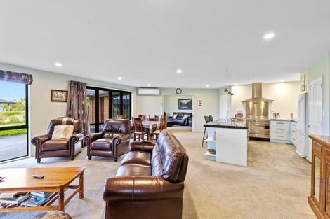 Photo of property in 28 Pukutahi Drive, Te Anau, 9600