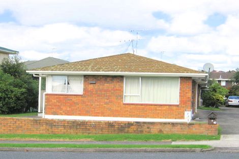 Photo of property in 1/32 Eastern Beach Road, Eastern Beach, Auckland, 2012