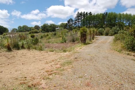 Photo of property in 960a Oneriri Road, Kaiwaka, 0573