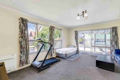 Photo of property in 2/136 Wainoni Road, Avondale, Christchurch, 8061