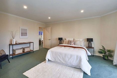 Photo of property in 21 Rothesay Place, Highbury, Palmerston North, 4412