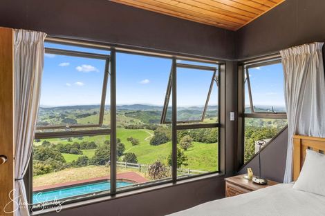 Photo of property in 338 Wairere Road, Waitakere, Henderson, 0782