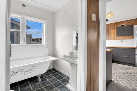 Photo of property in 14 London Street, Aramoho, Whanganui, 4500