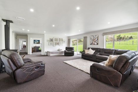 Photo of property in 120 East Mangahuia Road, Rangiwahia, Kimbolton, 4774