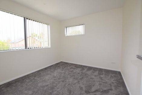 Photo of property in 71a Fruitvale Road, New Lynn, Auckland, 0600