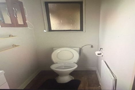 Photo of property in 2/9 Gregory Avenue, Islington, Christchurch, 8042