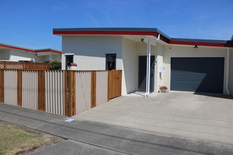 Photo of property in 1 Liddell Street, Foxton, 4814