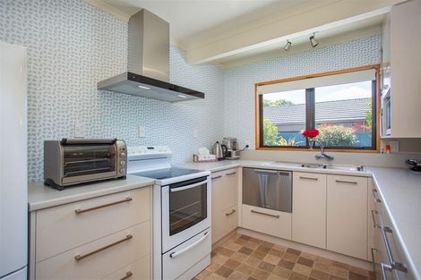 Photo of property in 110 Saint James Avenue, Papanui, Christchurch, 8053