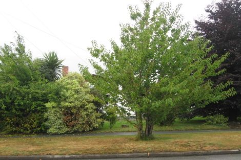 Photo of property in 22 Coopers Road, Dallington, Christchurch, 8061