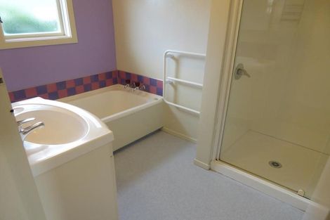 Photo of property in 24 Voltaire Street, Karori, Wellington, 6012