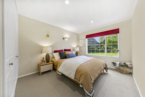 Photo of property in 12 San Jose Rise, Shamrock Park, Auckland, 2016