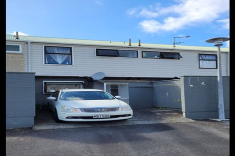 Photo of property in 19/4u Dr Taylor Terrace, Johnsonville, Wellington, 6037