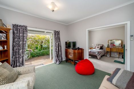 Photo of property in 30 Mcmaster Street, Greytown, 5712