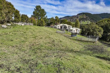 Photo of property in 1079 Ellis Wallace Road, Eskdale, Napier, 4182