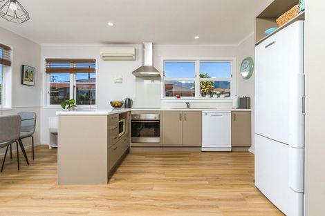 Photo of property in 34 Andrew Street, Stoke, Nelson, 7011