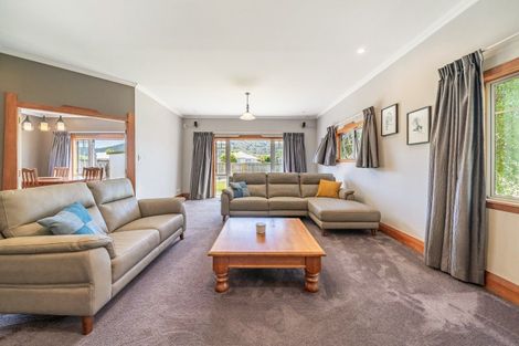 Photo of property in 17 Mcparland Street, Ebdentown, Upper Hutt, 5018