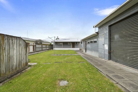 Photo of property in 3 Somerset Crescent, Highbury, Palmerston North, 4412