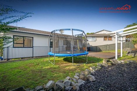 Photo of property in 59 Reynella Drive, Massey, Auckland, 0614