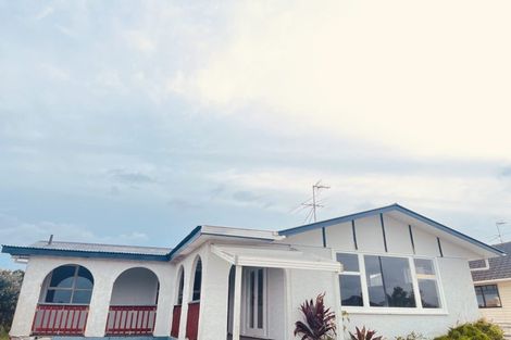 Photo of property in 47 Friesian Drive, Mangere, Auckland, 2022