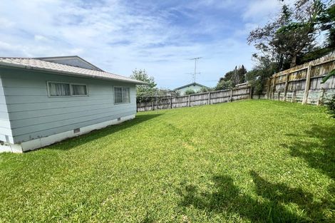 Photo of property in 81 Trias Road, Totara Vale, Auckland, 0629