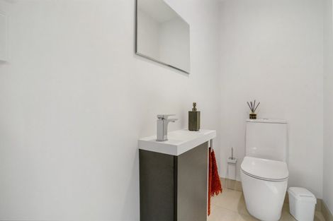 Photo of property in 60 Welsh Road, Winton, 9720