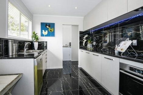 Photo of property in 47 Keegan Drive, Massey, Auckland, 0614