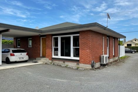 Photo of property in 12 Penhelig Place, Burnside, Christchurch, 8053