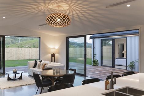 Photo of property in 3 Makakahi Street, Lytton West, 4071