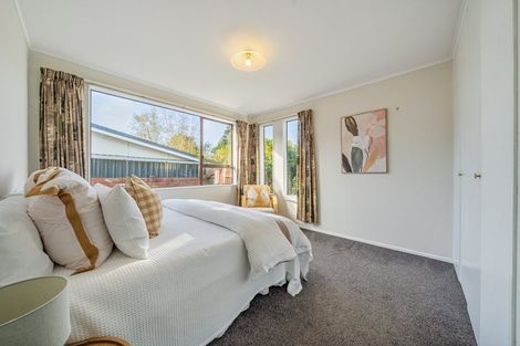 Photo of property in 2 Anchor Lane, Whitby, Porirua, 5024