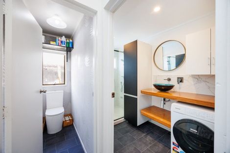 Photo of property in 9 Denver Place, Milson, Palmerston North, 4414