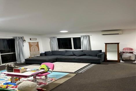 Photo of property in 8 Hastings Grove, Wainuiomata, Lower Hutt, 5014