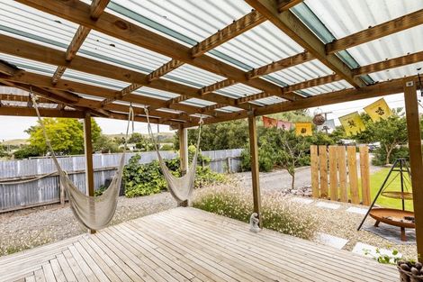 Photo of property in 22 Ross Street, Otane, 4202