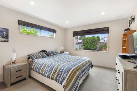 Photo of property in 30 Knowles Street, Terrace End, Palmerston North, 4410