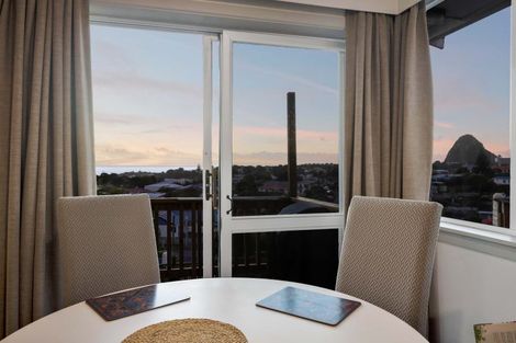 Photo of property in 15 Mount View Place, Spotswood, New Plymouth, 4310