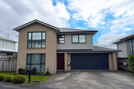 Photo of property in 24 Arthur Rolfe Lane, Swanson, Auckland, 0614