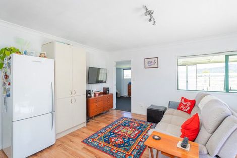 Photo of property in 6 Redwings Close, Whitianga, 3510