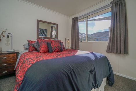 Photo of property in 27 Marblewood Grove, Pukekohe, 2120